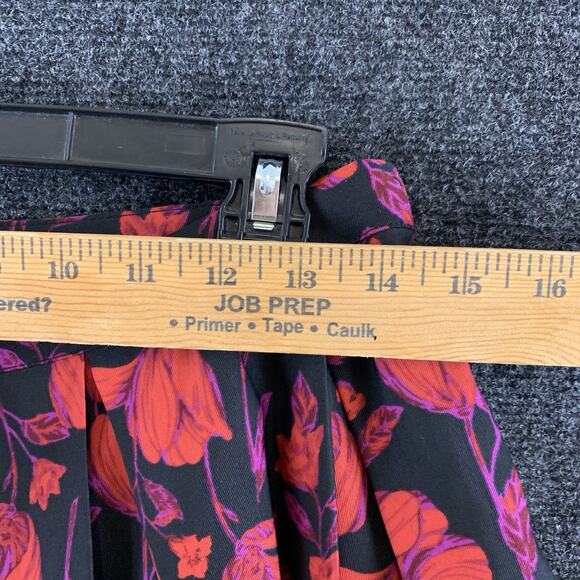 Forever 21 Women's Mini Skirt Flared A-Line Floral Black Red Size 29 - Picture 7 of 11